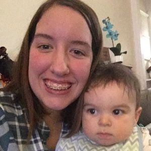 Meet your Posher, Alexis